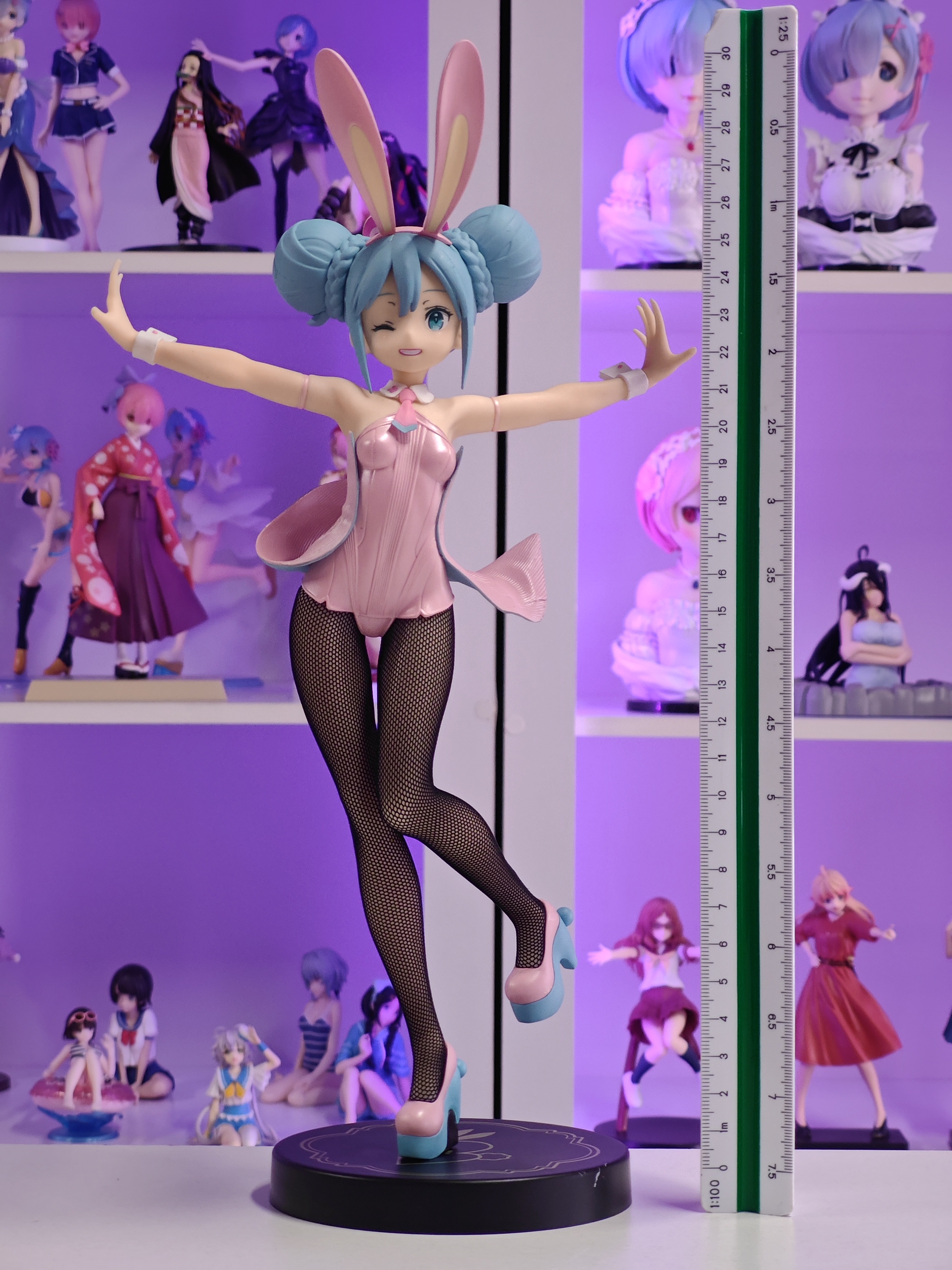 FuRyu - BiCute Bunnies Figure - Hatsune Miku